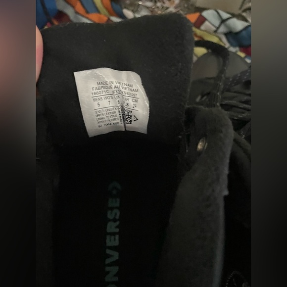 Converse high top all black sneakers - Picture 3 of 6